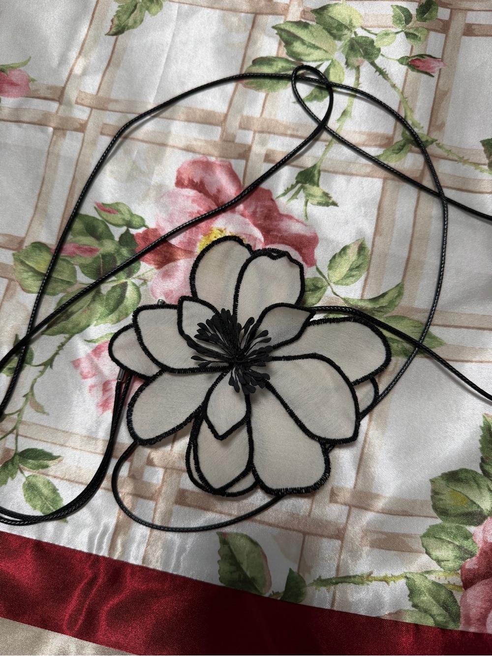 Zara White and Black Floral Applique Necklace